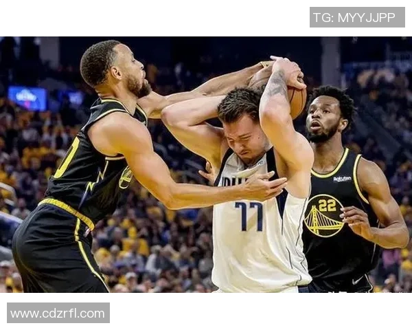 武汉篮球队逆袭之路揭秘：从低谷到巅峰的精彩历程与奋斗精神