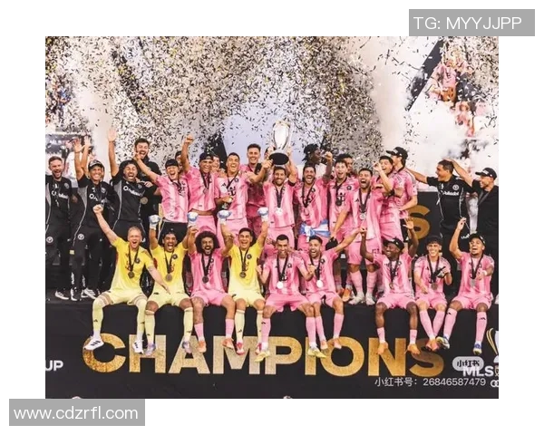 老世界足球明星重聚赛场再现辉煌激情展现传奇球技与友谊的盛宴